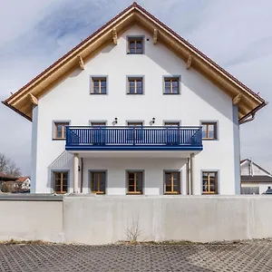  Apartment Max